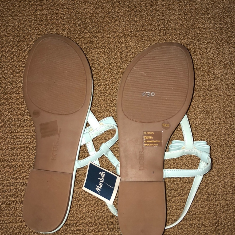 Sandals - Picture 2 of 4